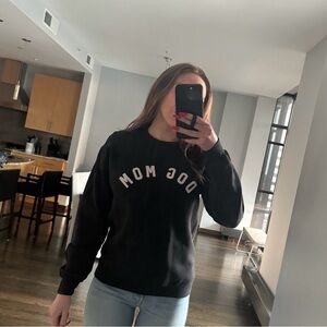 Shop Talulah “Dog Mom” Black Sweatshirt – Size Small – Cute Graphic Pullover 🐶🖤